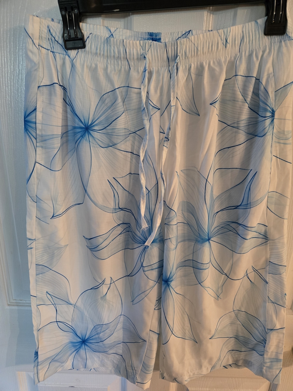 Women's M Blue Floral Pajama Shorts - Lightweight Sleepwear. New Unworn
